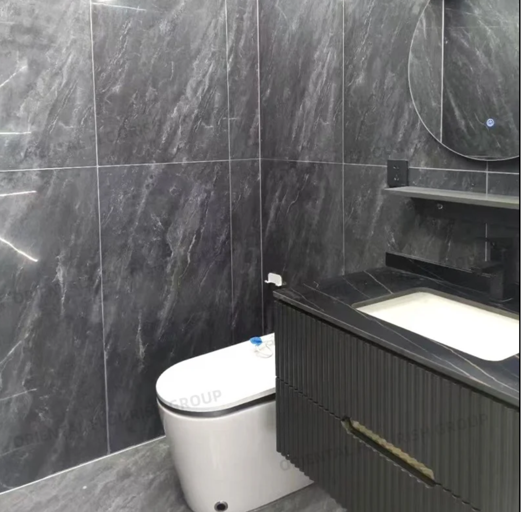 20ft Luxury Expandable Cpasule Home – Modern Prefabricated House with 2 Bedrooms, 1 Kitchen, and 1 Bathroom – Stylish,and Fully Functional Living Space